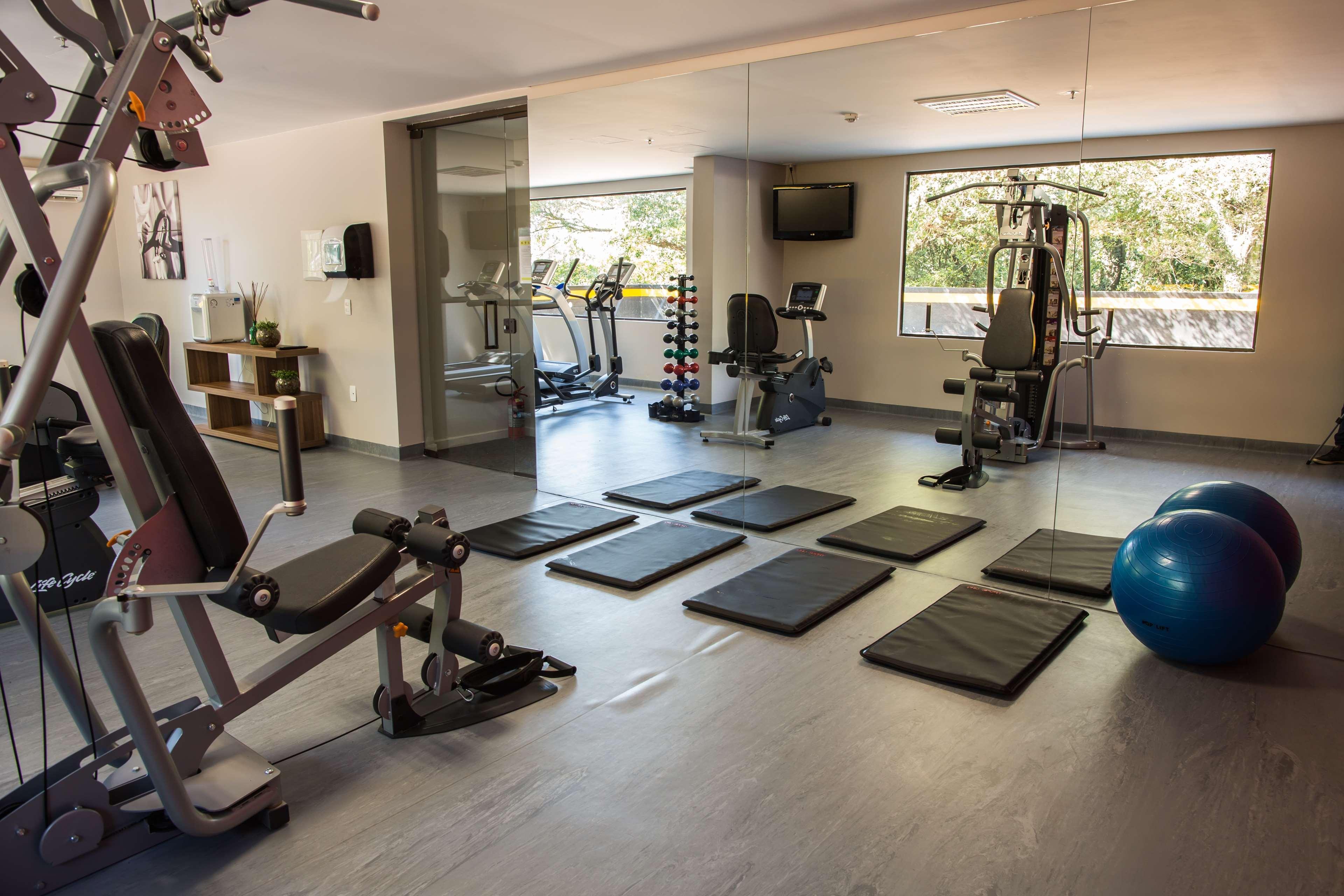Art Hotel Transamerica Collection Porto Alegre Exterior foto The gym at the hotel