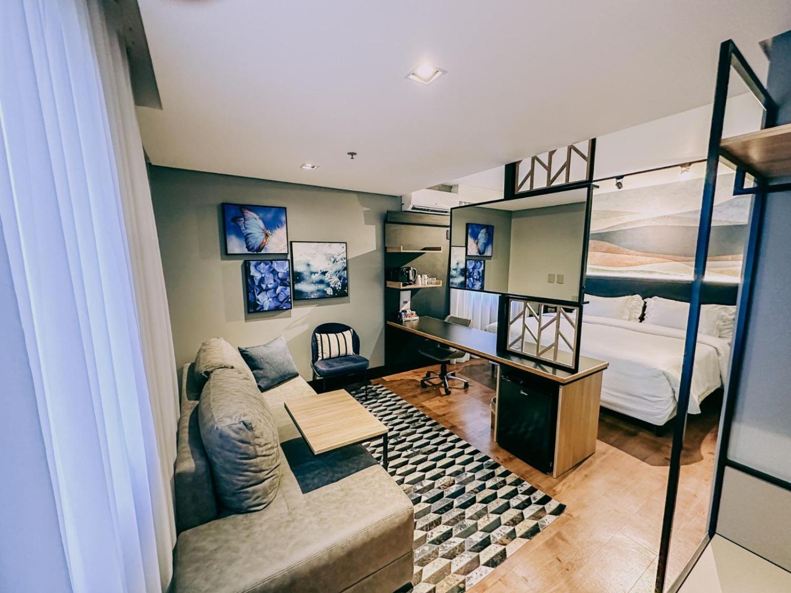 Art Hotel Transamerica Collection Porto Alegre Exterior foto A room at the hotel